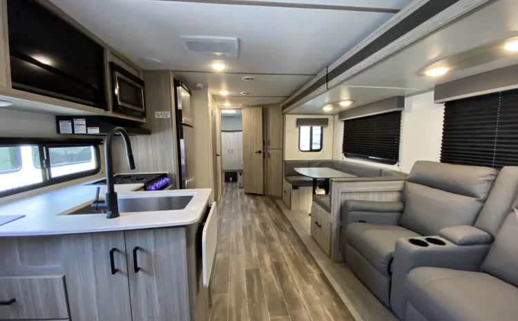  RV Upholstery Cleaning and Repair – The Ultimate Guide